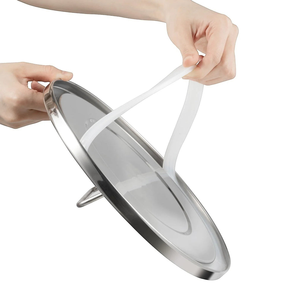 Tailwag Factory stainless steel storage bucket lid with removable silicone gasket for an airtight seal